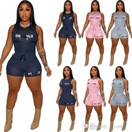 Womens Tracksuits Two Pieces Set Designer 2024 New Fashion Casual Letter Printed Tank Top Slim Fit Shorts Belt Pocket Sports 3 Colours