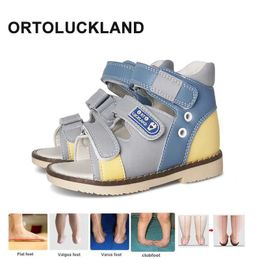 Sandals Ortoluckland Baby Girls Sandals New Children Orthopedic Flat Shoes Summer Toddler Boys Arch Support Shoes Size 20 To33L240510