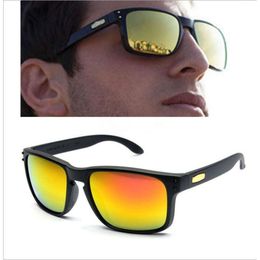 (Con custodia) OCCOLI da sole da sole di alta qualità Sport Oak Sports da sole Ciclismo da esterno alla guida di occhiali adumbrali da viaggio in spiaggia Scoloriti sfumature Eyewear.EVQL