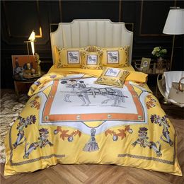 Bedding Sets 6Pcs Luxury Soft Silk Cotton Premium Vintage Yellow War Horse Duvet Cover Pillowcase Sheet