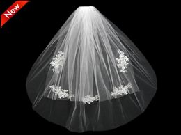 2022Short Wedding Bride Veil Custom Made Lace White Ivory Two Layers Tulle Comb Vail Accessories Hat Veil Bridal Veils Appliqued9454123