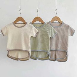 Clothing Sets Korean style newborn boys and girls clothing set short sleeved solid cotton T-shirt+short sleeved childrens clothing setL2405