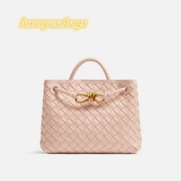 Women's Tote Bag Bottegvenets Woven Bag Spring/summer 2024 New Designer Leather Bag Small Woven Leather Handbag 20*25*10cm Ohj6