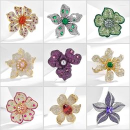 Brooches Spring Exquisite Luxury Green Full Of Zircon Flower For Women Elegant Colorful Corsage Dress Coat Accessories Pins