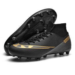 Avvio di football di grandi dimensioni, scarpe da allenamento con competizione studentesca da uomo, erba artificiale, unghie lunghe rotte, scarpe da anatra mandarino, unghie rotte