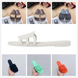 2024 Luxury Slippers Men Women Designer Sandals Flat Slides Fashion Black White Pink khaki Burgundy Navy Grey Man Platform Summer Casual Beach Flip Flops Scuffs 35-44