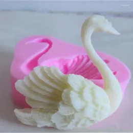 Baking Moulds Pink 3D Swan Shoe Shape Plastic Chocolate Mould DIY Decorating Polycarbonate Candy Jelly Mousse Mould Decor