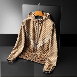 New 2024 Casual Mens Jacket Coat Caps Luxury designer bomber jacket High quality Letter Jacket Autumn Fashion Outdoor Hoodies Coats Jacket Size M-5XL