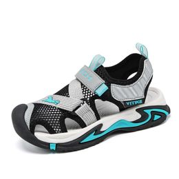 Sandals Childrens Beach Sandals New Summer Boys Sandals Closed Safety Shoes Childrens SandalsL240510