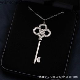 Tiffanncy High End jewelry necklaces for womens High version Classic Heart Key Necklace 925 Sterling Silver Long Sweater Chain for a Original 1:1 With Real Logo and box