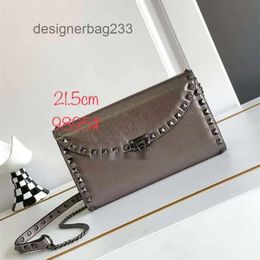 Versatile Flap Pattern Event Valenteino Stud Bags New Top Vo Litchi Small Rivet Crossbody Cowhide Lady Leather Rock Shoulder Bag Square Layer Purse 2024 S79C