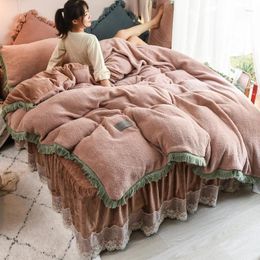 Bedding Sets Bed Skirt Coral Fleece 4-piece Set Thickened Winter Warm Double-sided Flannel Quilt Cover Crystal Cashmere Girl