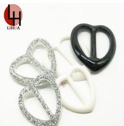 Cheapest scarf buckle Peach heart butterfly elliptical chain Scarf clips scarf gift tie the corners of the Tshirt9263966