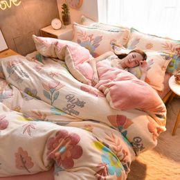 Bedding Sets Four Piece Set Of Thickened Coral Fleece Double Face Flannel Winter Warm Bed Crystal Snowflake Quilt Cover