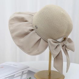 Berets Spring And Summer Japanese Straw Cloth Stitching Bucket Hat Big Brim Sunshade Color Plastic Bow Holiday Fashion S