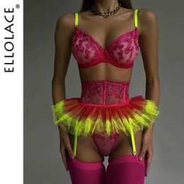 Sexy Set Ellolace Ruffle Heart Lingerie Sissy Erotic Seamless Underwear Fairy Luxury Intimate Garter Belt Valentine Contrast Colour Outfit Q240511