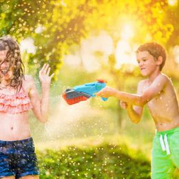 Gun Toys Sand Play Water Fun Super Water Blaster Soaker Spray Gun Creative Gift Toy Summer Outdoor Swimming Pool Beach Toy Beach Juguetes PlayL2405