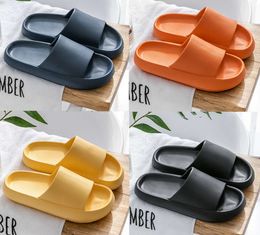2024 Slippers for men women Solid color hots low soft black white Ivory Multis walking mens womens shoes trainers GAI513