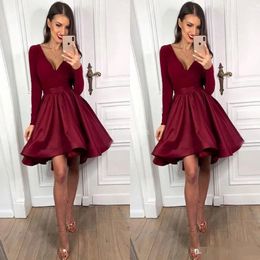 2020 Burgundy Cocktail Party Dresses Long Sleeves Deep V Neck Satin Pleats Short Prom Dress Formal Occasion Wear Cocktail Party Gowns 273R