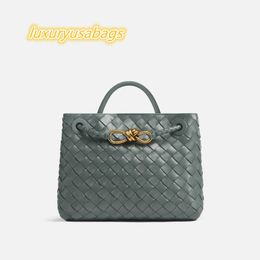 Women's Tote Bag Bottegvenets Woven Bag Spring/summer 2024 New Designer Leather Bag Small Woven Leather Handbag 20*25*10cm Ubot
