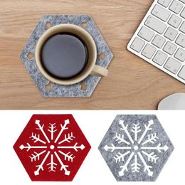 Table Mats Christmas Coasters Creative Mug Heat-resistant Cup Snowflake Holder Pads Drink Tableware Items