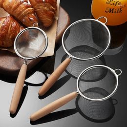 Baking Tools 1Pc 304 Stainless Steel Mesh Filter Spoon With Wooden Handle Flour Household Kitchen Fried Food Colanders