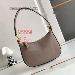 Bags V-button Designer New Stud Hobo Vo 2024 Zipper Underarm Crossbody Handbag Shoulder Valenteino Litchi Pattern Bag Event Vslings Summer PNN5