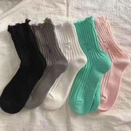 Women Socks 1 Pair Broken Hole Hip-Hop Skateboard Beggar Cotton Medium Tube Knitted Street Stocking Trendy Ripped Sox