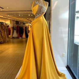 Luxury Mermaid Evening Dresses Bright Yellow Beaded Lace Appliques Sexy Top Illusion Prom Gowns Elegant Satin Ruched Women Formal Party 243r