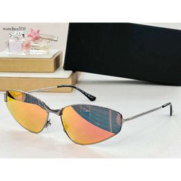 Designer Sunglasses For Men Women Special 0335S Cateye Fashion Summer Avant-Garde Goggles Style Anti-Ultraviolet Popularity Metal Full Frame Glasses Random Box