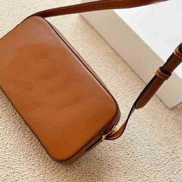 10A Fashion Shoulder Bag Camera Leather Bag Casual Designers Handbags Fashion Small Messenger Vintage Bags Women 220601 Crossbody Woman Ksjt