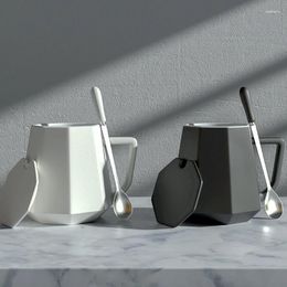 Mugs European Brief Geometric Ceramic Cup Solid Colour Large Capacity Couple's Household Mug Universal Coffee Handgrip Cups