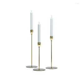 Candle Holders Nordic Metal Candlestick Decoration Golden Light Luxury Dining Table Wedding Bougeoir Home Decor