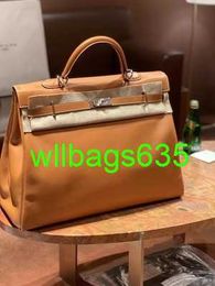 Leather Shoulder Bags Large Travel Ky Bag Limited Edition Genuine Leather Large Capacity Bag Oversized Bag 50 Mens and Womens Portable Large B have logo HBQ1MA