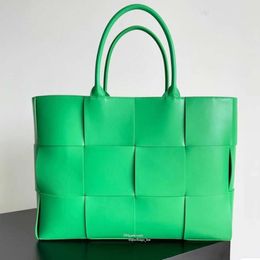 10A genuine leather tote bag woven bag women handbag designer bags B 24 V cassette tote large capacity shoulder Bag fashion shopping bags