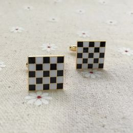 15mm 1 Pair Free Stonemason Black and White Carpet Cufflinks Freemason Diestruck Mens Cufflinks240429