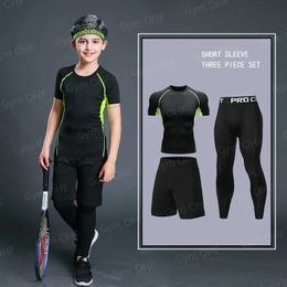 Kinder Kompressionshemd Jungen Sport Training T -Shirt und Shorts Gymnastics Kleidung Kinderfußball in 240510