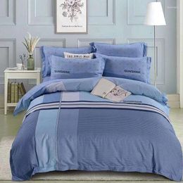Bedding Sets The Four-piece Bedroom Bed Set Thick Warm Cotton Knitted Quilt Cover Sheet Fashion Simple Printing Family El
