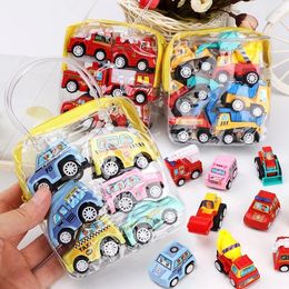 Party Favor 1Bag Cute Mini Engineering Vehicle Fire Truck Pull Back Cars Toys For Kids Boy Birthday Favors Pinata Fillers Goodie Bag