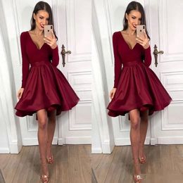 2020 Burgundy Cocktail Party Dresses Long Sleeves Deep V Neck Satin Pleats Short Prom Dress Formal Occasion Wear Cocktail Party Gowns 300R