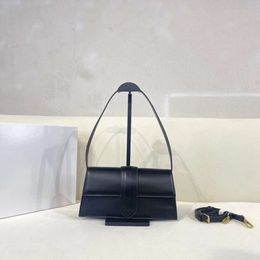 Fashion Brand Bag Women's Single Shoulder Crossbody Handbag Purse Luxury Design Portable small square bag Handheld new leather clamshell vintage underarm bag