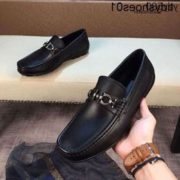 Top Horse Leather Private Buckle Fashion One Mens M89p Dress Titles Shoes Low High End Step Casua ferragmoities ferragammoities ferregamoities feragamoities GHGD