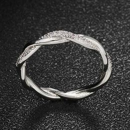 Wedding Rings ZZR018 Womens Thin Warm Ring Engagement Silver Crystal Fashion Gift Jewellery DZR018 Q240511