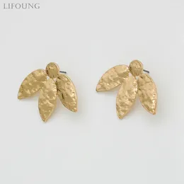 Stud Earrings Three Metal Leaves Post For Women Cute Fashion Jewelry Trendy Style Wholesale Accessories Fancy Design Gift 2024672