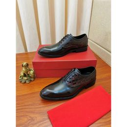 salvatore ferragamo Вы Scarpe derby affari in pelle casual in pelle fatta a mano fatta di alta qualità da uomo multilile da uomo famoso ferragmoities ferragammoities ferragamoitie