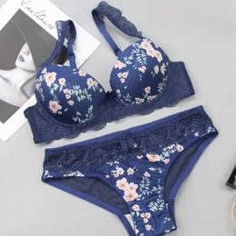 Bras Sets 2022 New Sexy Bras Set For Big Boops Low Waist Panties Underwear Bralette Brassiere Cotton Plus Size Female Lingerie Y240513