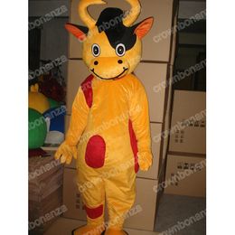 2024 Halloween Cute Funny Cow Mascot Costumes Halloween Cartoon Character Outfit Suit Xmas Outdoor Party Festival Dress Promotional Advertising Clothings