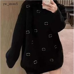 Chanells Luxury Women man Sweaters designer classical design gentleman Cropped hoodie Turtle Neck Sweaters knit Graphic Sweaters keep warm cardigan cashmere