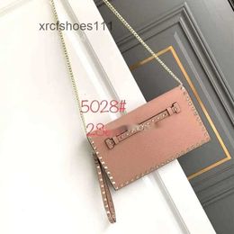 Purse Designer 2024 T Crossbody Square Letter Style Cowhide Stud Lady Bag Rivet Womens Bags Event Rock Small Valentteno Vo Locoo Chain JYGU