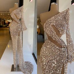 Sparkly Sequined Crystals Evening Dresses 2021 One Shoulder Glitter Pageant Prom Gowns Sexy High Side Slit Long Sleeve Arabic Women For 234k